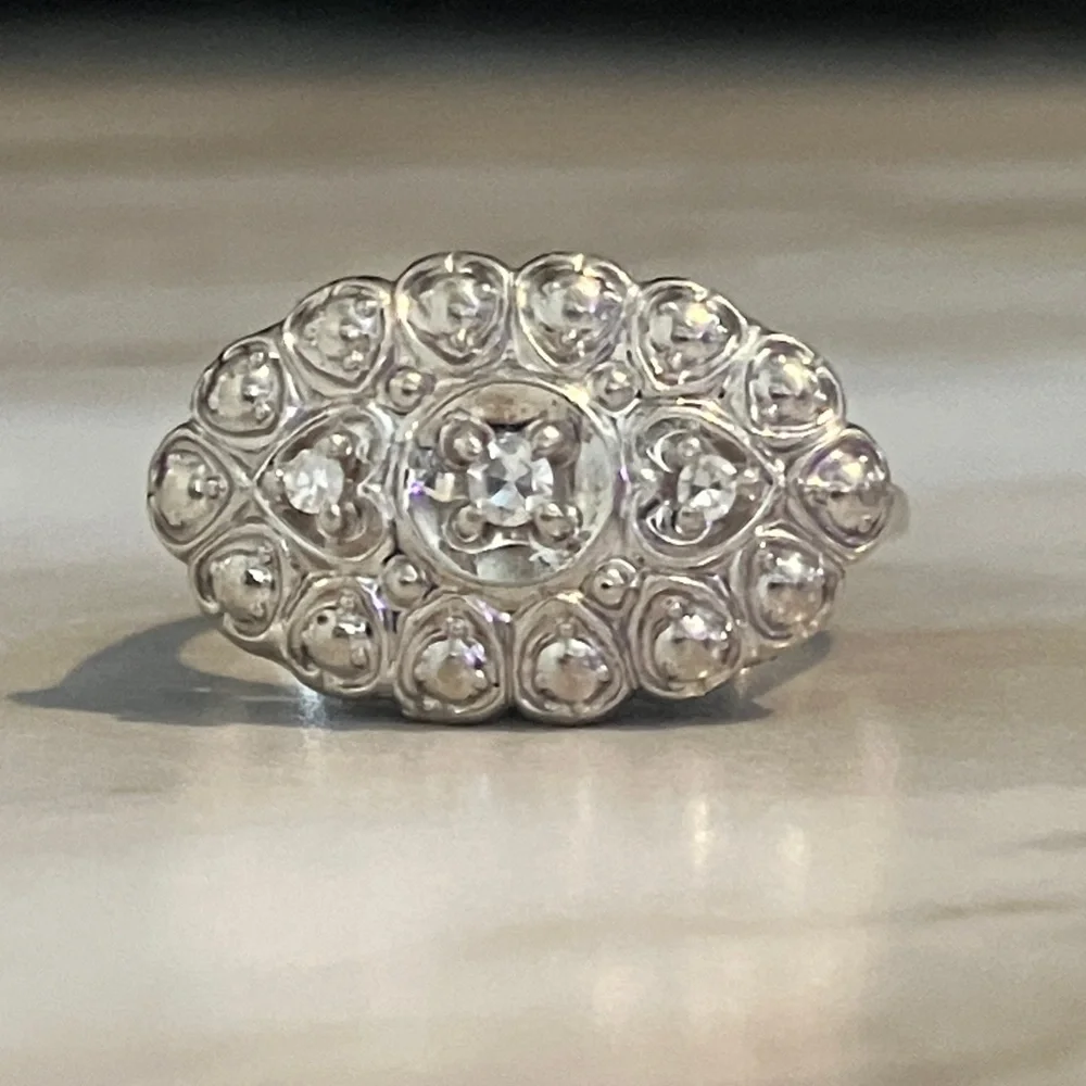 Antique 14k solid white gold ring